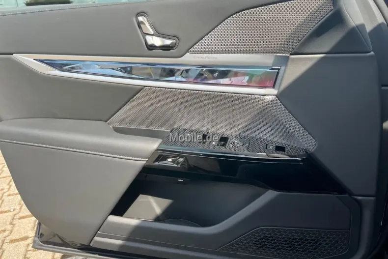 BMW 740 din 2024 cu 22.309 km - oferta BMW114005 - foto 11