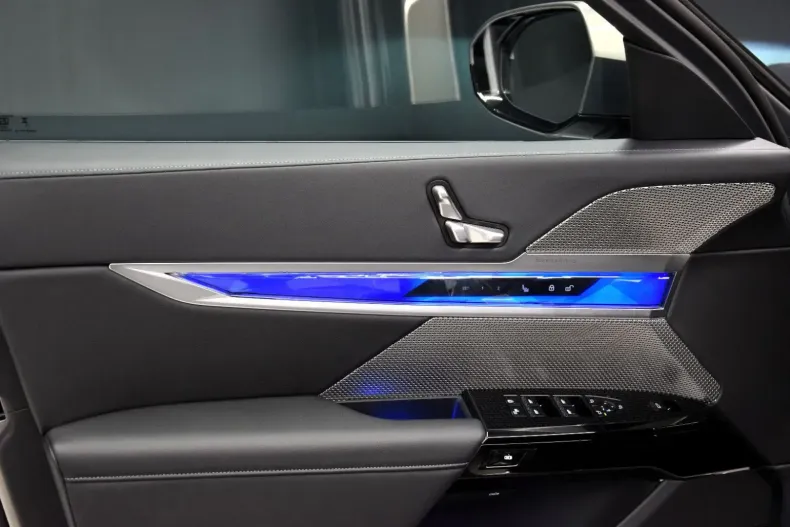 BMW 740 din 2024 cu 26.100 km - oferta BMW114008 - foto 9