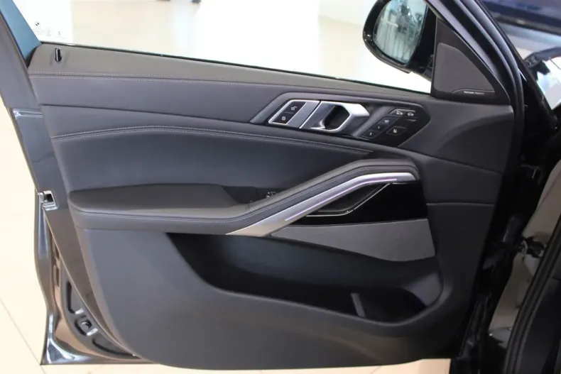 BMW X6 din 2023 cu 54.500 km - oferta BMW114021 - foto 14