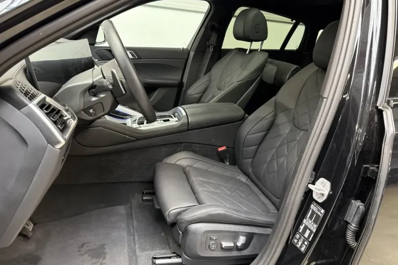 BMW X6 din 2024 cu 42.368 km - oferta BMW114022 - foto 3