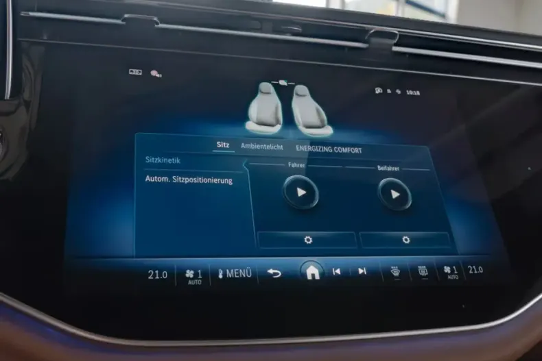 Mercedes-Benz E 220 din 2024 cu 7.500 km - oferta MER114039 - foto 22