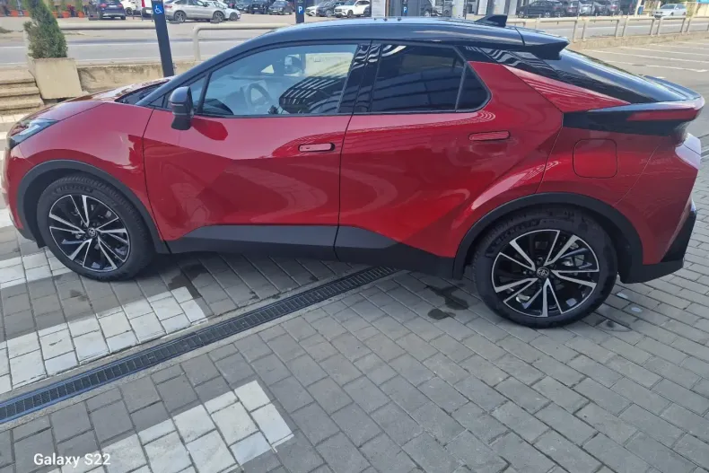 Toyota C-HR din 2025 cu 1.515 km - oferta TOY114054 - foto 8