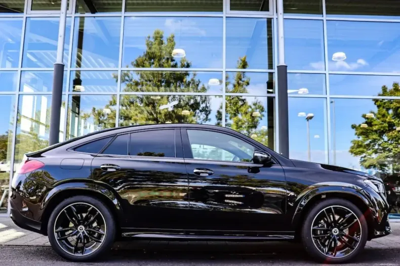 Mercedes-Benz GLE 300 din 2024 cu 5.100 km - oferta MER114056 - foto 9