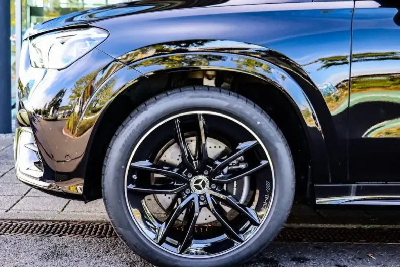 Mercedes-Benz GLE 300 din 2024 cu 5.100 km - oferta MER114056 - foto 12