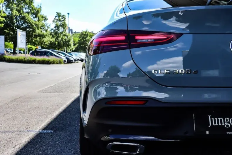 Mercedes-Benz GLE 300 din 2024 cu 4.350 km - oferta MER114057 - foto 7
