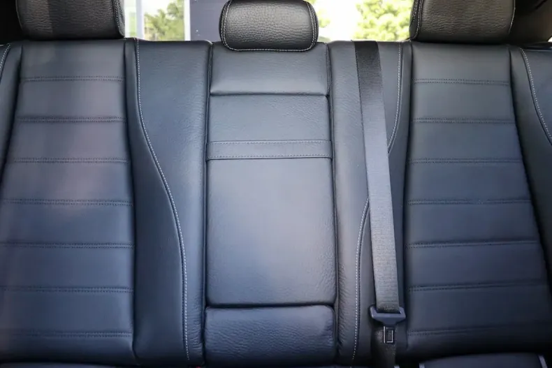 Mercedes-Benz GLE 300 din 2024 cu 4.350 km - oferta MER114057 - foto 25