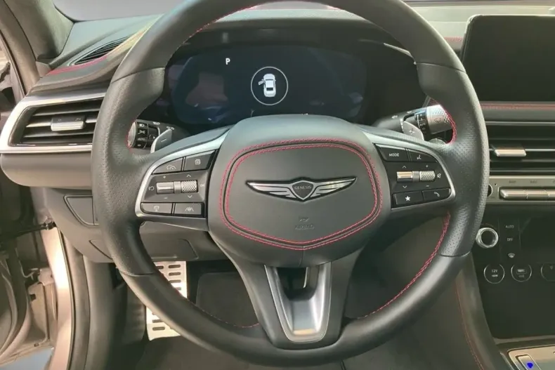 Genesis G70 din 2024 cu 10.200 km - oferta GEN114070 - foto 9