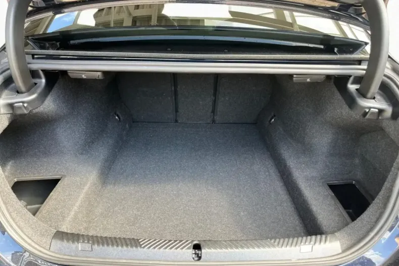 BMW 520 din 2024 cu 21.241 km - oferta BMW114083 - foto 12