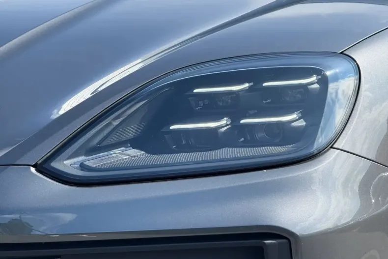 Porsche Cayenne din 2024 cu 9.610 km - oferta POR114085 - foto 10