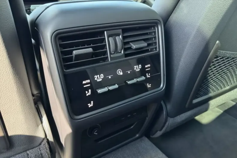 Porsche Cayenne din 2024 cu 9.610 km - oferta POR114085 - foto 26