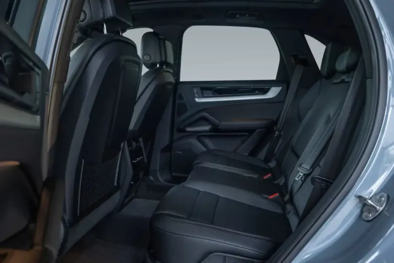 Porsche Cayenne din 2024 cu 850 km - oferta POR114086 - foto 18