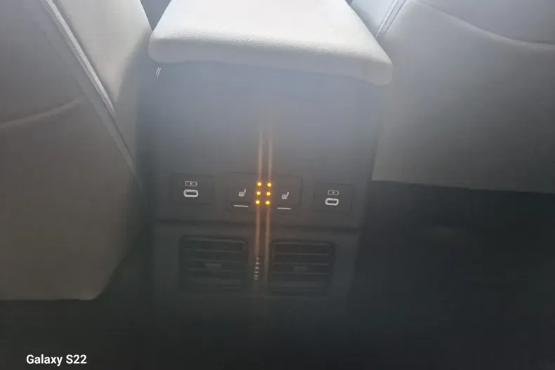 Toyota bZ4X din 2025 cu 100 km - oferta TOY114091 - foto 19