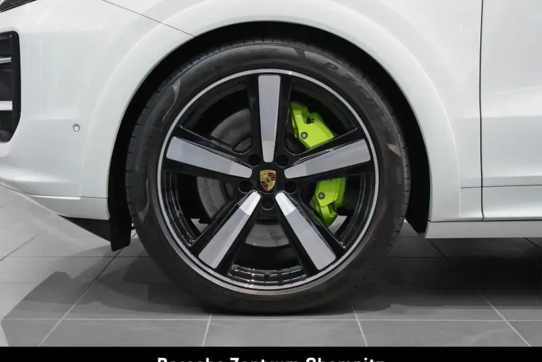 Porsche Cayenne din 2024 cu 24.300 km - oferta POR114106 - foto 6