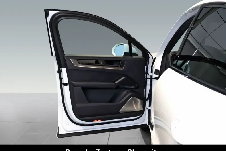 Porsche Cayenne din 2024 cu 24.300 km - oferta POR114106 - foto 10