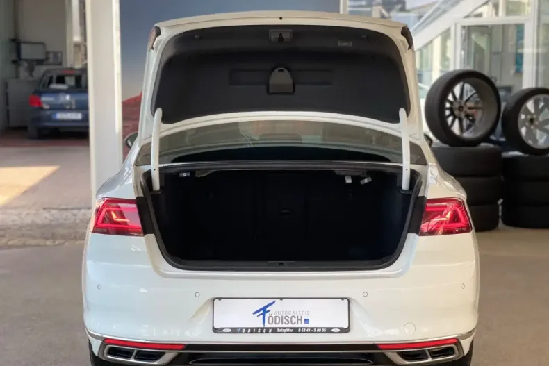 Volkswagen Passat din 2020 cu 58.831 km - oferta VOL114109 - foto 12