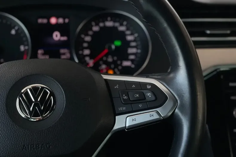 Volkswagen Passat din 2020 cu 58.831 km - oferta VOL114109 - foto 31