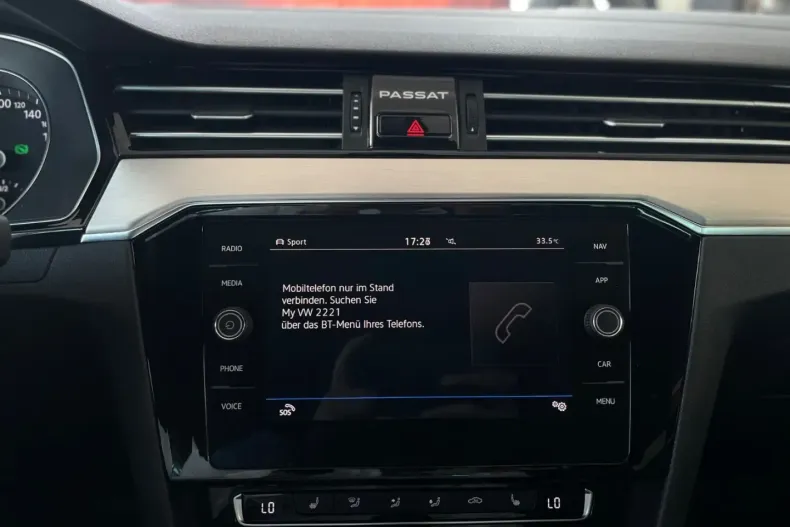 Volkswagen Passat din 2020 cu 58.831 km - oferta VOL114109 - foto 39