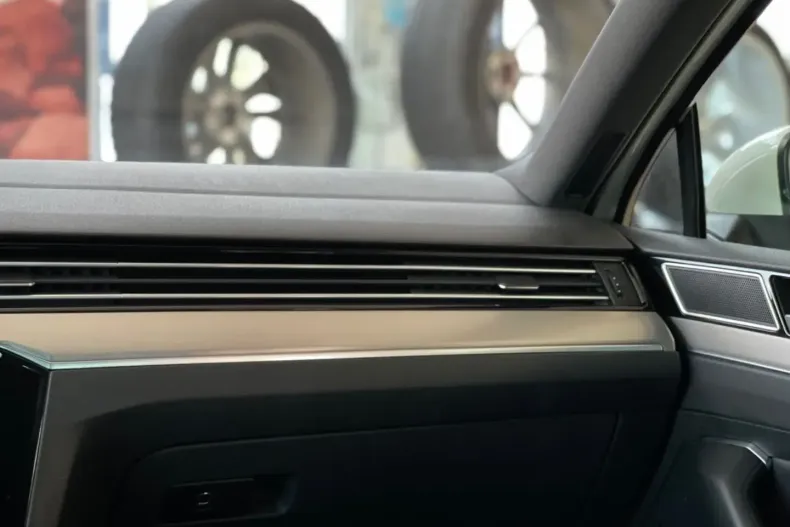 Volkswagen Passat din 2020 cu 58.831 km - oferta VOL114109 - foto 49