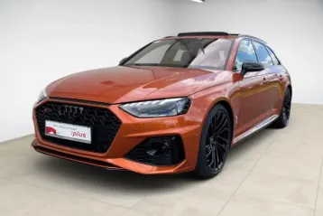 Audi RS4 din 2024 - oferta AUD114112