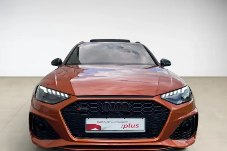 Audi RS4 din 2024 cu 10.849 km - oferta AUD114112 - foto 2