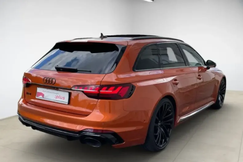 Audi RS4 din 2024 cu 10.849 km - oferta AUD114112 - foto 4