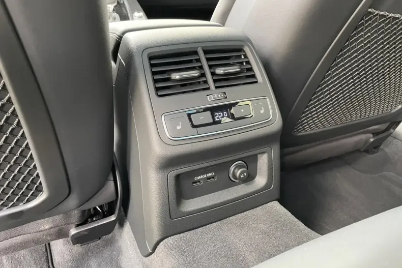 Audi RS4 din 2024 cu 10.849 km - oferta AUD114112 - foto 21