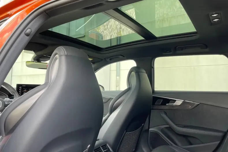 Audi RS4 din 2024 cu 10.849 km - oferta AUD114112 - foto 22