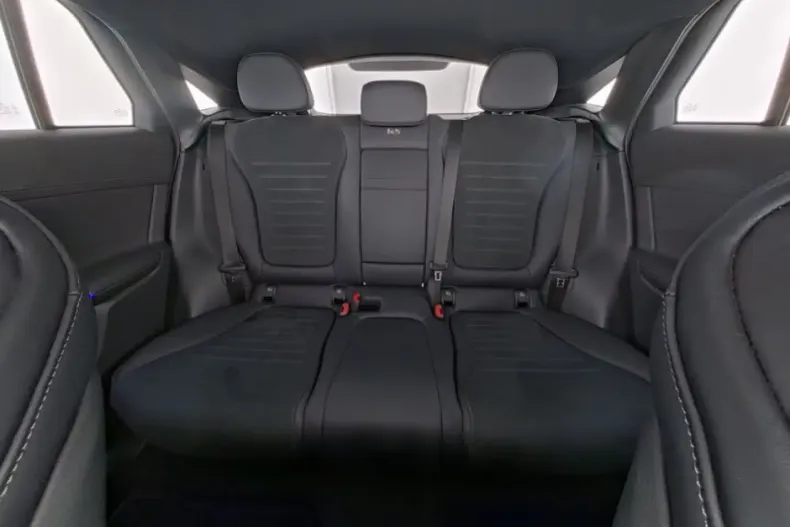 Mercedes-Benz GLC 300 din 2024 cu 33.898 km - oferta MER114121 - foto 7