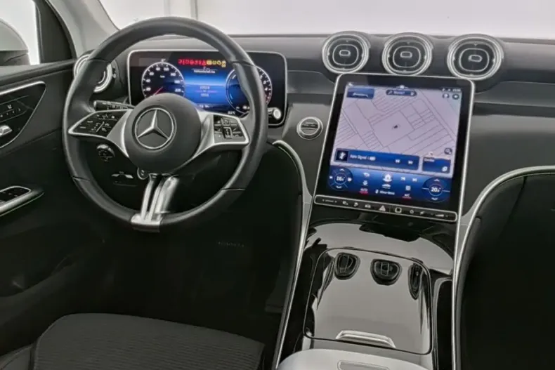 Mercedes-Benz GLC 300 din 2024 cu 32.369 km - oferta MER114124 - foto 5