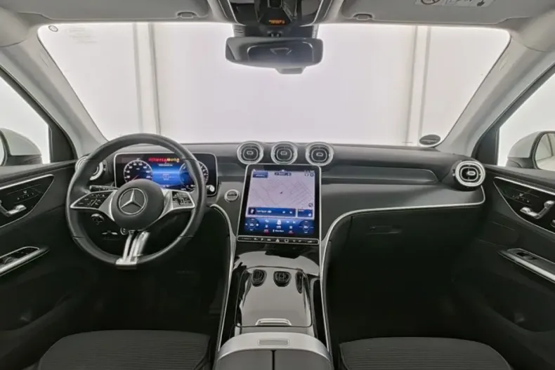 Mercedes-Benz GLC 300 din 2024 cu 32.369 km - oferta MER114124 - foto 6