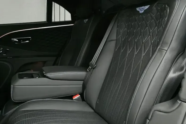 Bentley Flying Spur din 2023 cu 9.000 km - oferta BEN114131 - foto 27