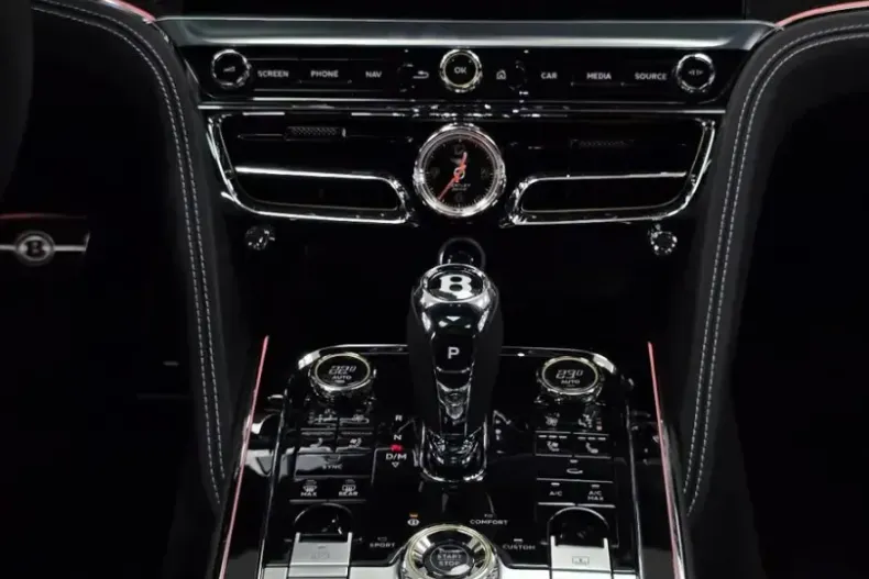 Bentley Flying Spur din 2023 cu 9.000 km - oferta BEN114131 - foto 33