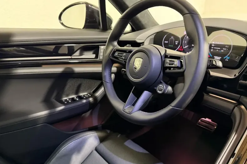 Porsche Panamera din 2024 cu 9.300 km - oferta POR114132 - foto 12