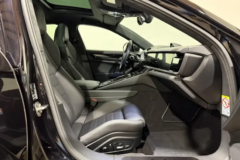 Porsche Panamera din 2024 cu 9.300 km - oferta POR114132 - foto 14