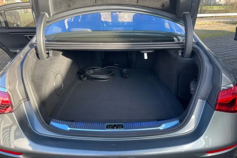 Mercedes-Benz S 580 din 2023 cu 49.000 km - oferta MER114135 - foto 12