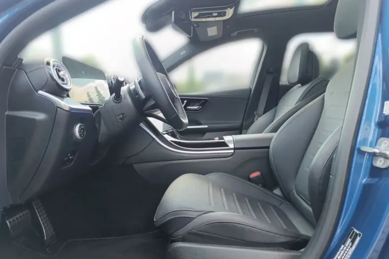 Mercedes-Benz C 300 din 2024 cu 19.800 km - oferta MER114138 - foto 5