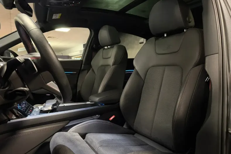 Audi Q8 din 2023 cu 49.800 km - oferta AUD114146 - foto 10