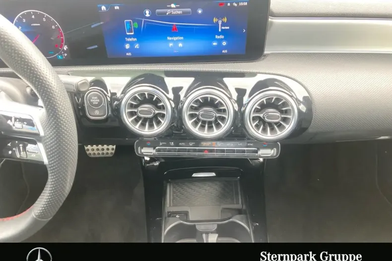 Mercedes-Benz CLA 250 din 2024 cu 18.130 km - oferta MER114151 - foto 11