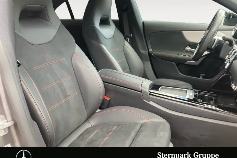 Mercedes-Benz CLA 250 din 2024 cu 18.130 km - oferta MER114151 - foto 15
