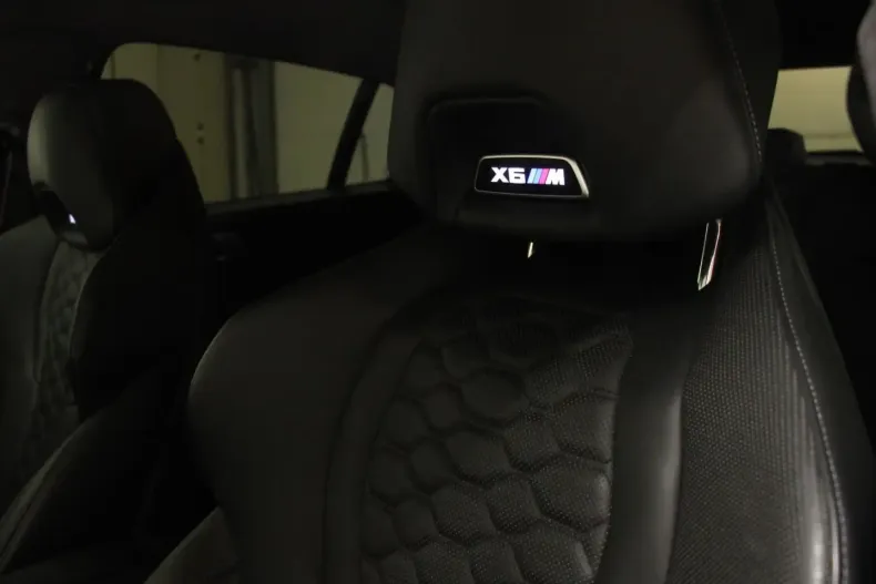 BMW X6 M din 2020 cu 41.100 km - oferta BMW114161 - foto 19