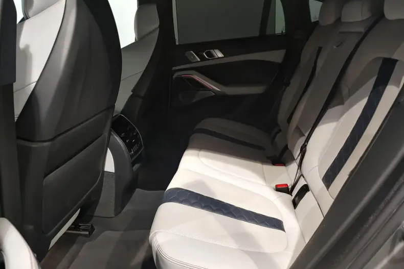 BMW X6 M din 2021 cu 84.977 km - oferta BMW114179 - foto 10