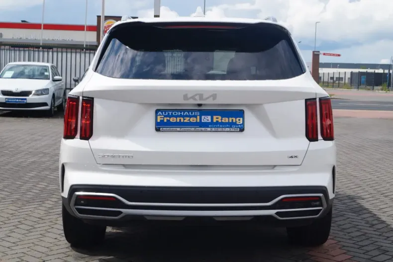 Kia Sorento din 2023 cu 26.600 km - oferta KIA114188 - foto 4
