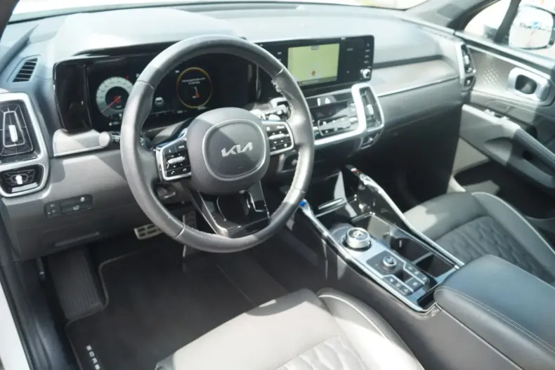 Kia Sorento din 2023 cu 26.600 km - oferta KIA114188 - foto 6