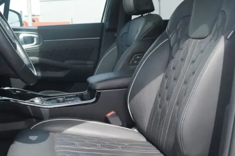 Kia Sorento din 2023 cu 26.600 km - oferta KIA114188 - foto 12