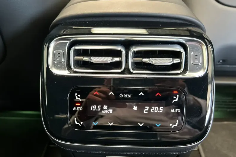 Mercedes-Benz S 350 din 2024 cu 23.646 km - oferta MER114195 - foto 15