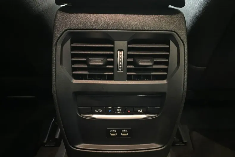 BMW M340d din 2024 cu 12.900 km - oferta BMW114200 - foto 25