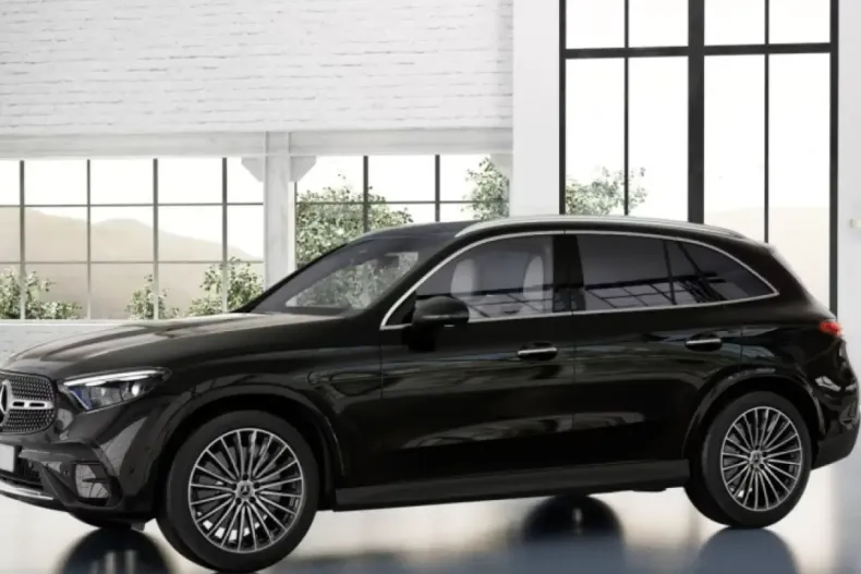 Mercedes-Benz GLC 200 din 2024 cu 9.900 km - oferta MER114218 - foto 2