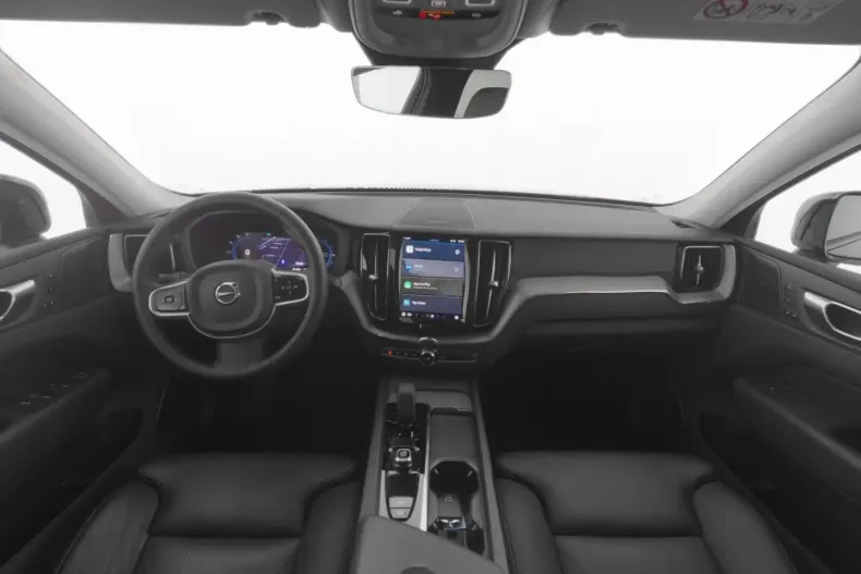 Volvo XC60 din 2023 cu 50.700 km - oferta VOL114220 - foto 3