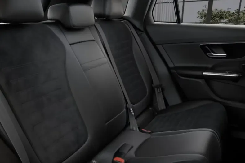 Mercedes-Benz GLC 200 din 2024 cu 9.900 km - oferta MER114222 - foto 7