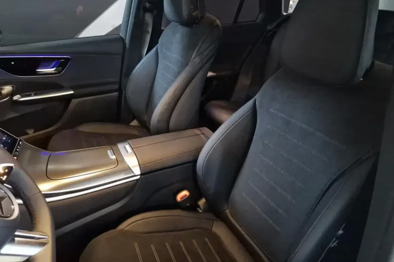 Mercedes-Benz GLC 200 din 2024 cu 9.269 km - oferta MER114224 - foto 3